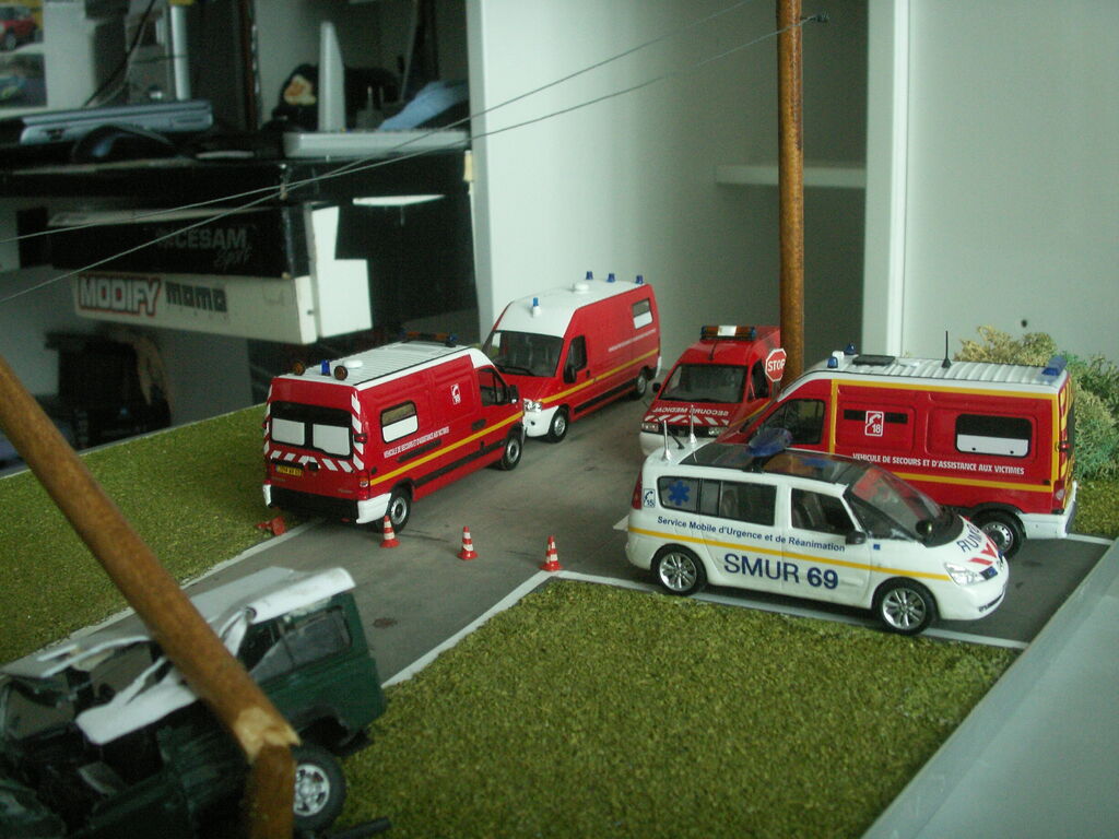 v&eacute;hicules de pompiers en miniatures : pict1382wg0.jpg